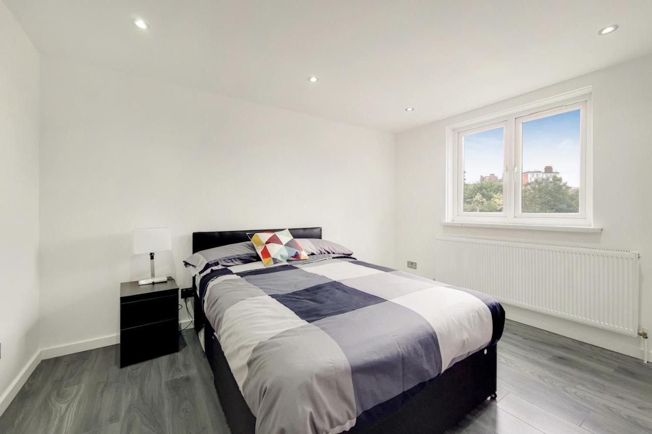 Lovely 4 Bed Apartment Perfect For Families! London Eksteriør billede