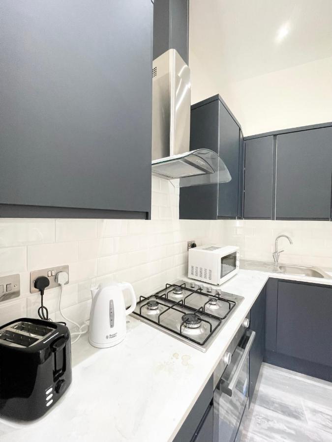 Lovely 4 Bed Apartment Perfect For Families! London Eksteriør billede